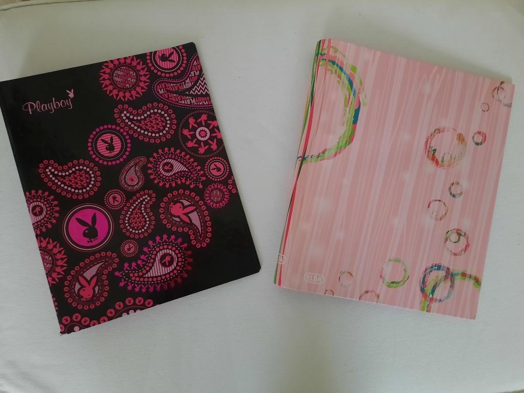set van 2 ringmappen / playboy, Ophalen, Gebruikt