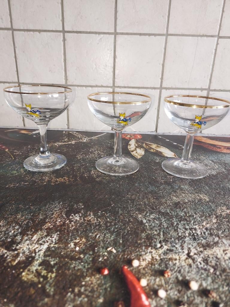 Babycham glaasjes, Verzamelen, Ophalen of Verzenden, Zo goed als nieuw, Borrel- of Shotglas
