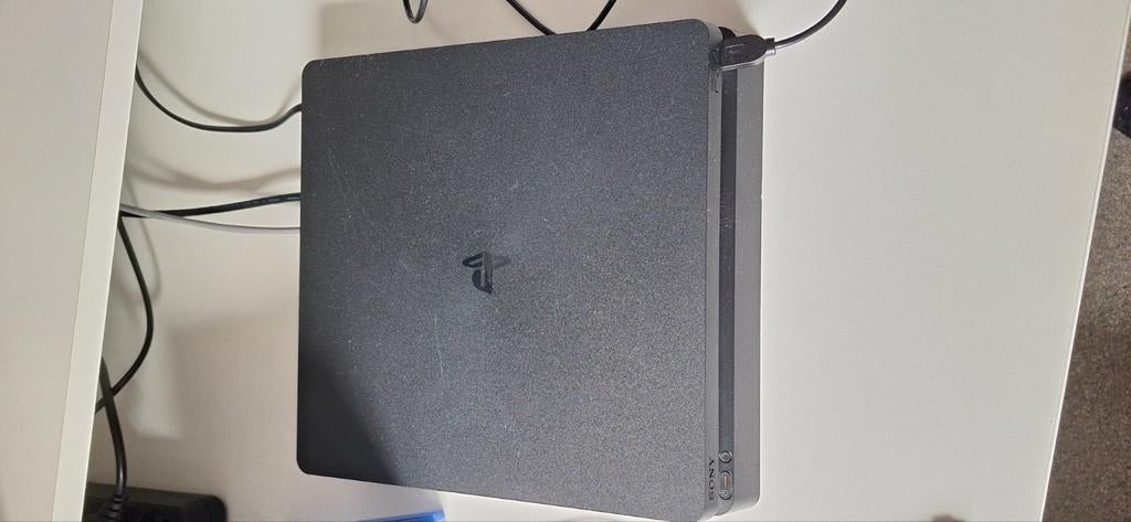 PS4 500GB + 4 controllers + 6 games + gamingstuur, Enlèvement ou Envoi, Comme neuf