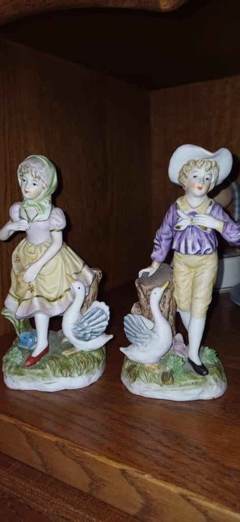 Statuettes en biscuit, Antiquités & Art, Enlèvement