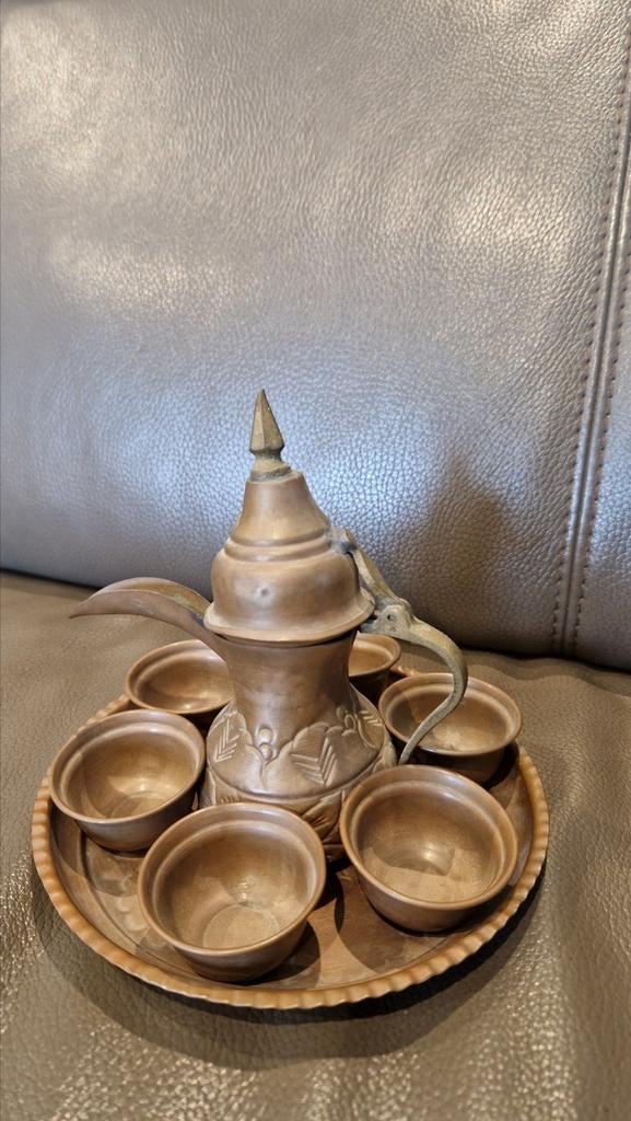 Koperen vintage "dallah" (Arabische koffie- of theepot), Huis en Inrichting, Ophalen of Verzenden, Gebruikt