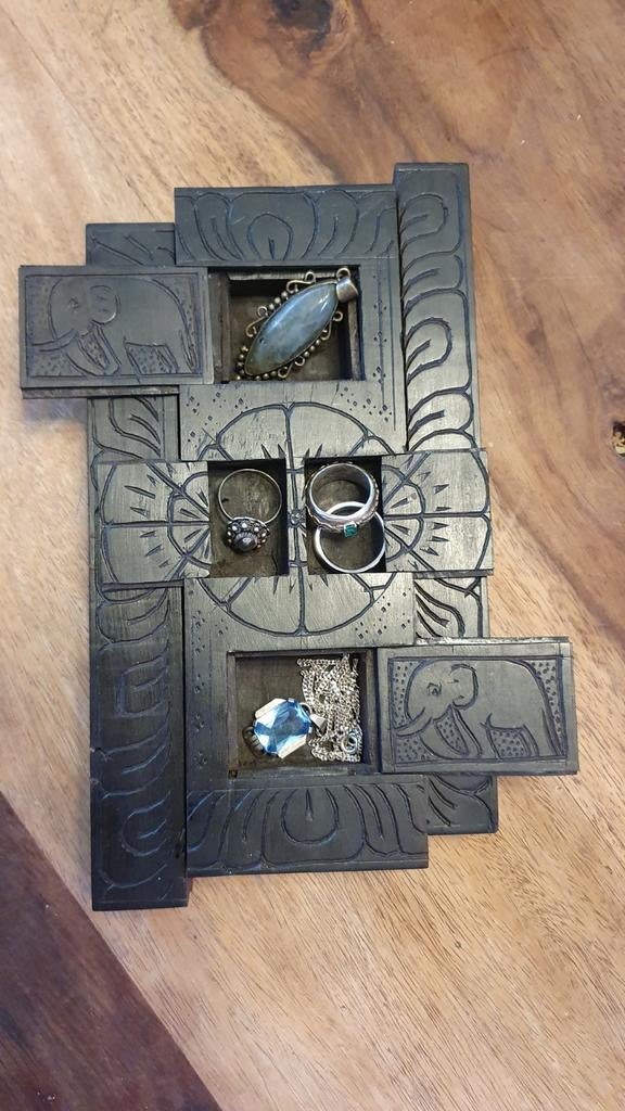 puzzelkistje-geheime opbergdoos-handsnijwerk hout, Antiek en Kunst, Ophalen of Verzenden