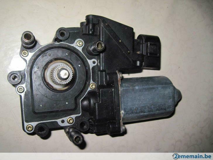 droit audi a4 b5 moteur de lève-vitre (passager) OEM 8D0 959, Autos : Pièces & Accessoires, Enlèvement, Utilisé, Audi