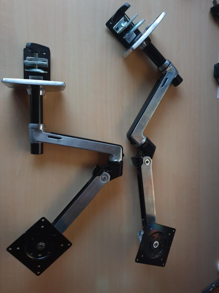 Ergotron LX, Enlèvement