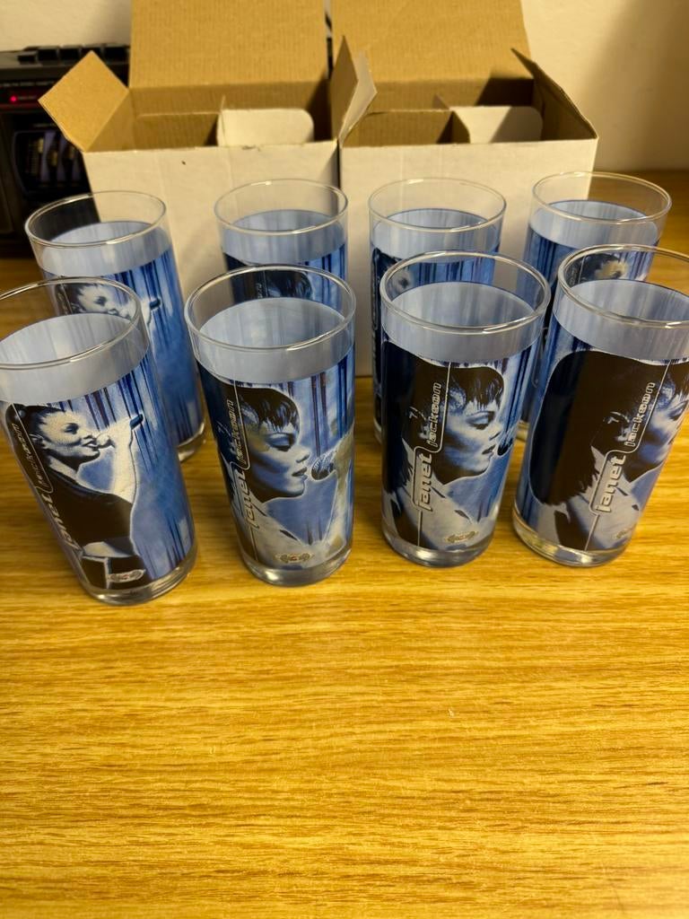 8 verres à Pepsi, Enlèvement, Comme neuf