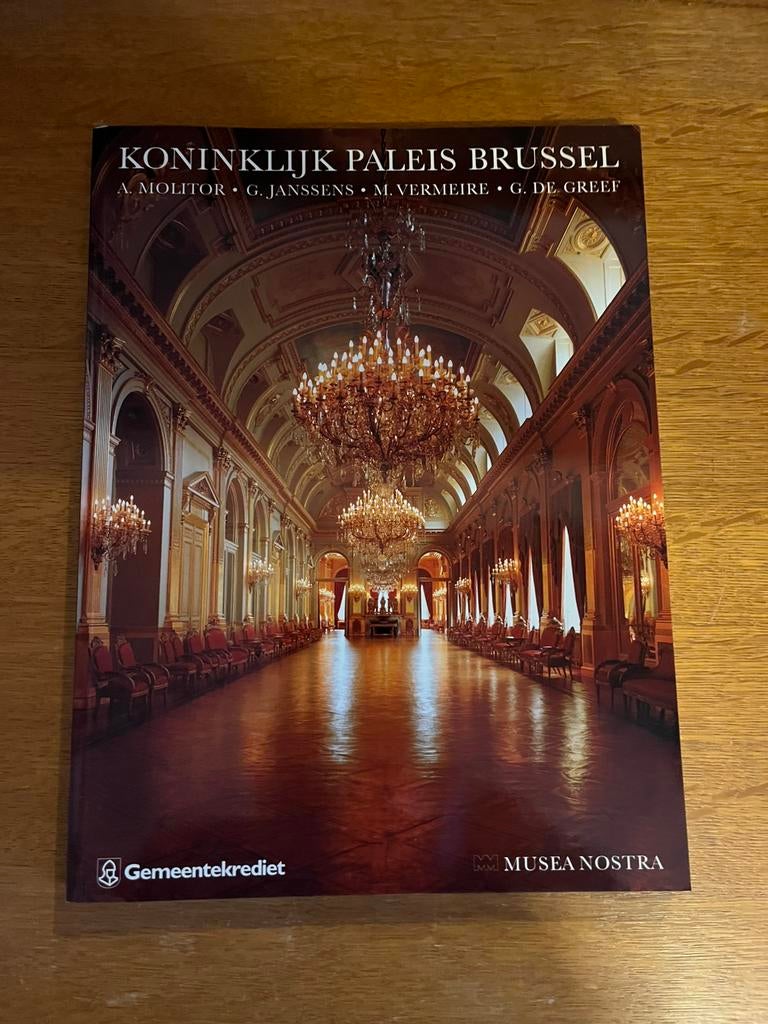 Koninklijk Paleis Brussel, Ophalen