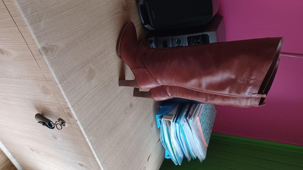 Bottes hautes cuir pointure 37, ZARA, Enlèvement, Neuf