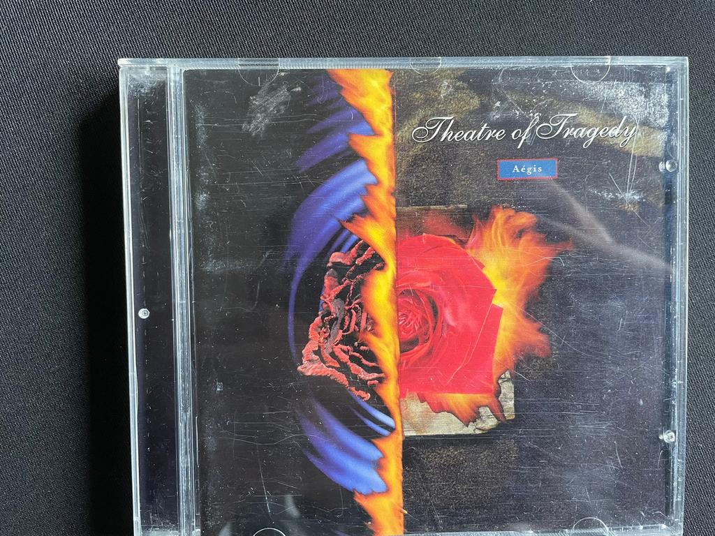 Theater of Tragedy : Aégis cd, Enlèvement ou Envoi, Utilisé