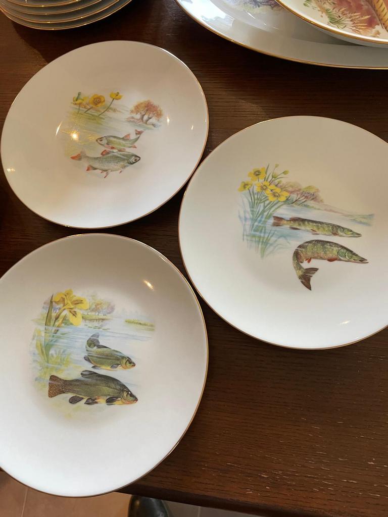 Poisson de pêche de Limoges — 13 pièces — bordure dorée, Antiquités & Art, Antiquités | Services (vaisselle) complet, Enlèvement ou Envoi