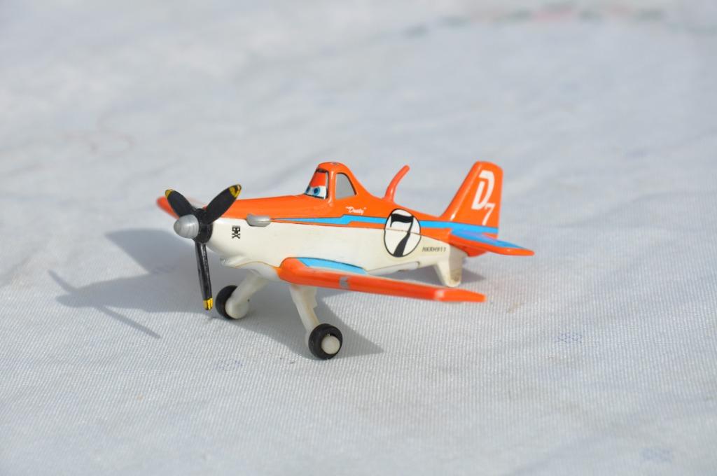 avion miniature cars disney (1), Enlèvement ou Envoi, Autres personnages, Comme neuf, Autres types