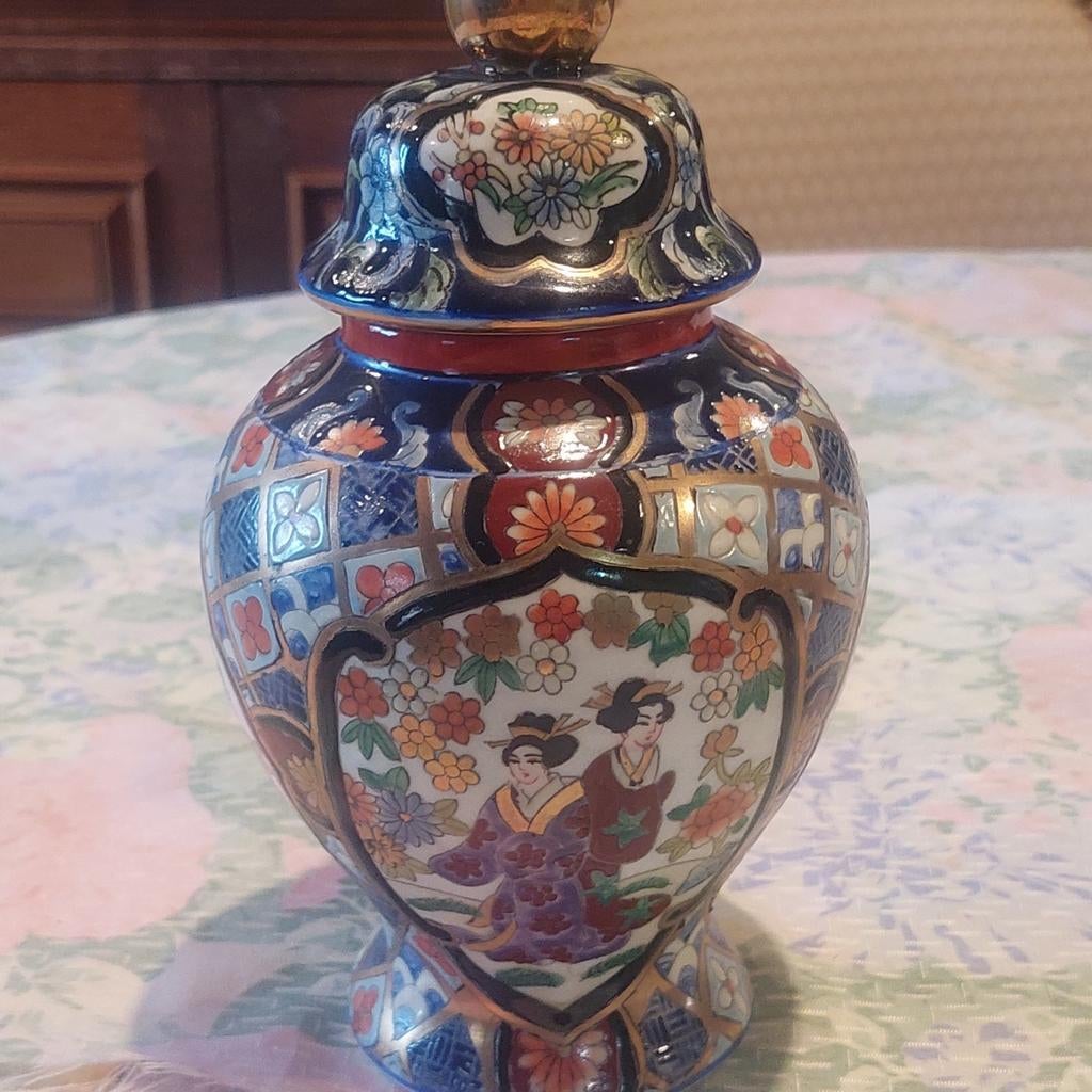 Chinees vaasje 22 cm h bieden naar waarde, Ophalen of Verzenden