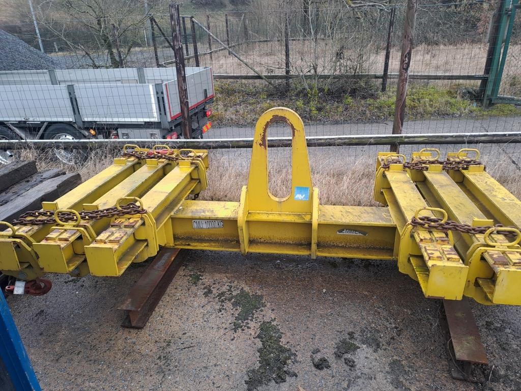 Travers 10T, Ophalen