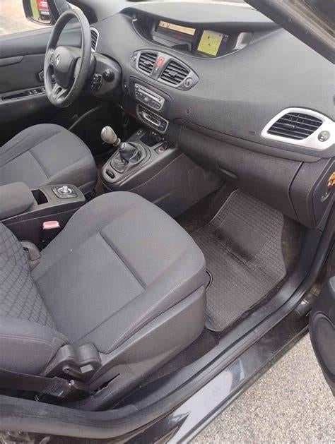 Renault Megane Scenic grise, Auto's, Voorwielaandrijving, Euro 5, Particulier, 81 kW