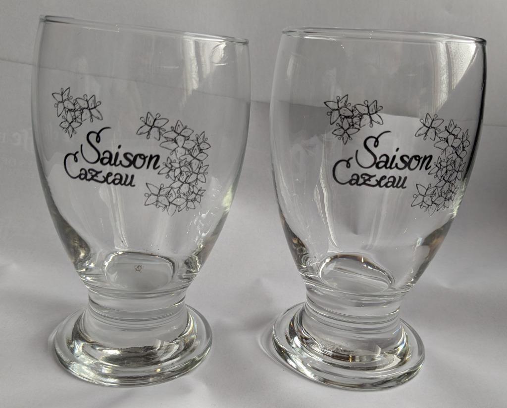 Lot de 2 verres à bière Saison Cazeau 25 Cl, Collections, Verres & Petits Verres, Enlèvement ou Envoi, Comme neuf, Verre à bière