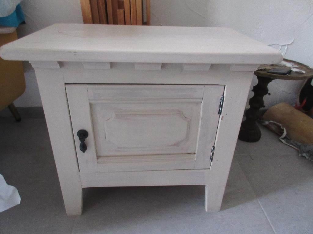 Table de nuit, Maison & Meubles, Enlèvement, Utilisé, Bois