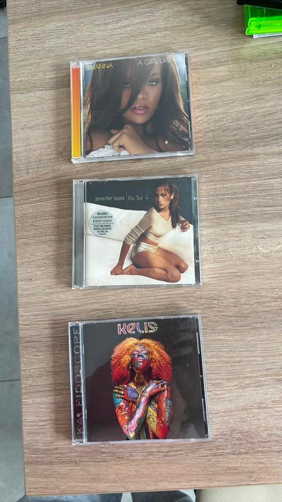 Rihanna, Jennifer Lopez, Ophalen of Verzenden, Zo goed als nieuw
