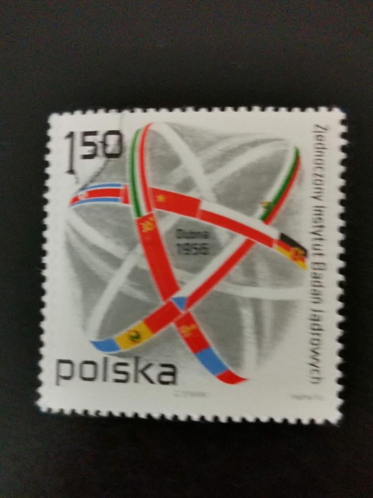 Pologne 1976 - recherche nucléaire, drapeaux, atome, Enlèvement ou Envoi, Pologne, Affranchi