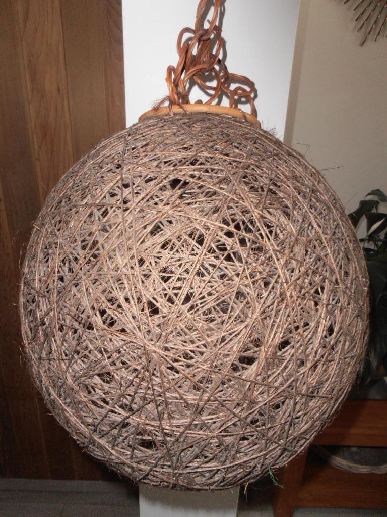 Verlichtingsbol, Ophalen
