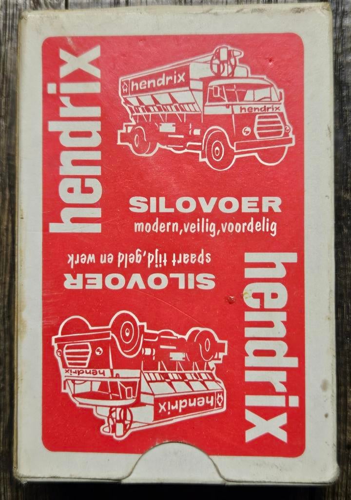 Hendrix Silovoer speelkaarten vintage
Dit is een, Ophalen of Verzenden, Zo goed als nieuw, Speelkaart(en)