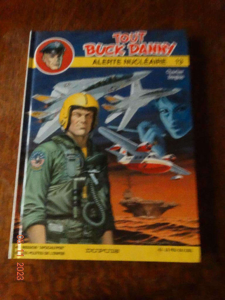 Tout Buck Danny - Intégrale - T13 - Alerte nucléaire - 1992, Plusieurs BD, Enlèvement ou Envoi, Utilisé, Bergese francis