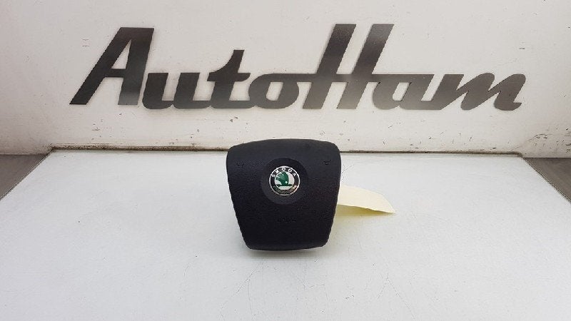 AIRBAG VOLANT Skoda Octavia Combi (1Z5) (01-2004/06-2013), Autos : Pièces & Accessoires, Utilisé, Skoda
