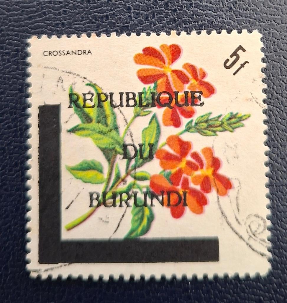 Postzegel Burundi OBP 206 = Y&T 206, Postzegels en Munten, Ophalen of Verzenden, Gestempeld