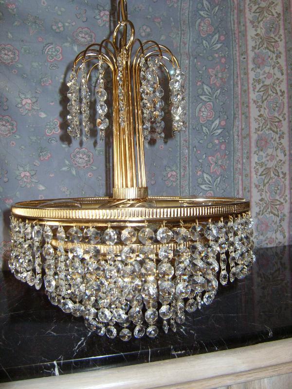 Lustre, Antiquités & Art, Enlèvement