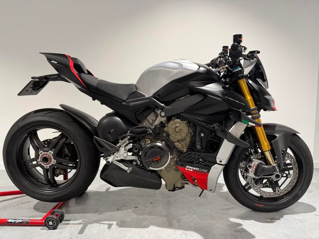 Ducati Streetfighter SP2 2023, 10400km, Motoren, Motoren | Ducati, Bedrijf, Naked bike, Ophalen