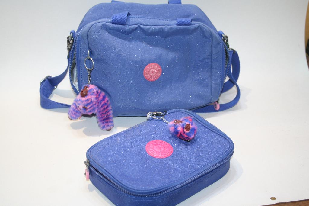 Kipling grand sac à diner Isotherme + plumier 100 penn's TOP, Bijoux, Sacs & Beauté, Sacs | Cartables, Comme neuf, Envoi