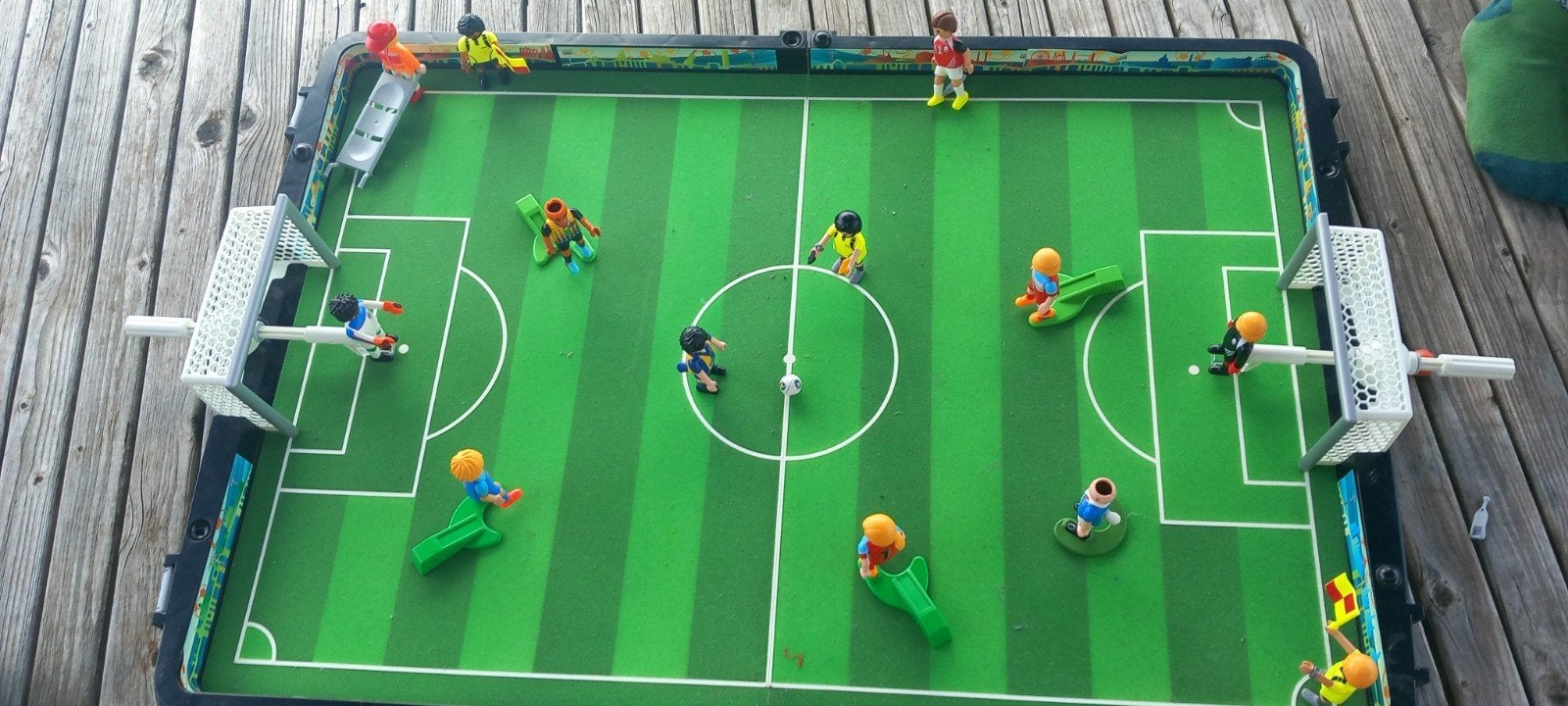 Playmobil voetbalveld, Ophalen, Gebruikt, Complete set
