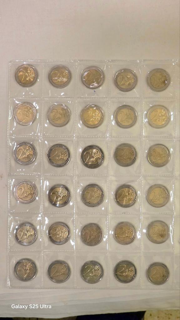 2 euro munten, Postzegels en Munten, Ophalen, Munten