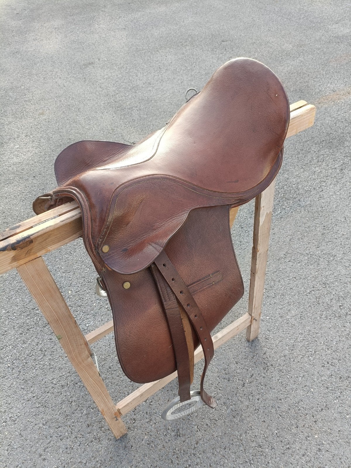 Selle Ancienne Enfant / Poney, Animaux & Accessoires, Large, Enlèvement