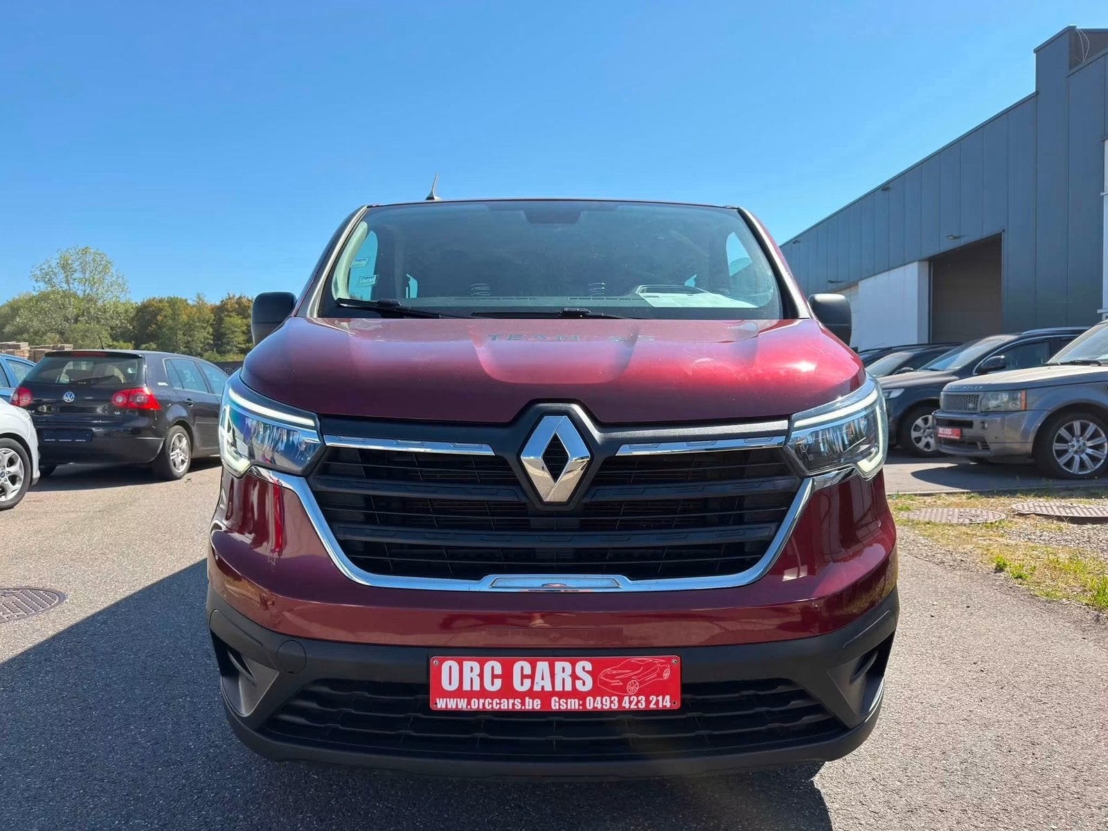 RENAULT TRAFIC 2.0 BLUE dCi L2 ZEN EDC  AUT  DUBBELE CABINE, Auto's, Renault, 4 cilinders, Bruin, 184 g/km, 150 kW