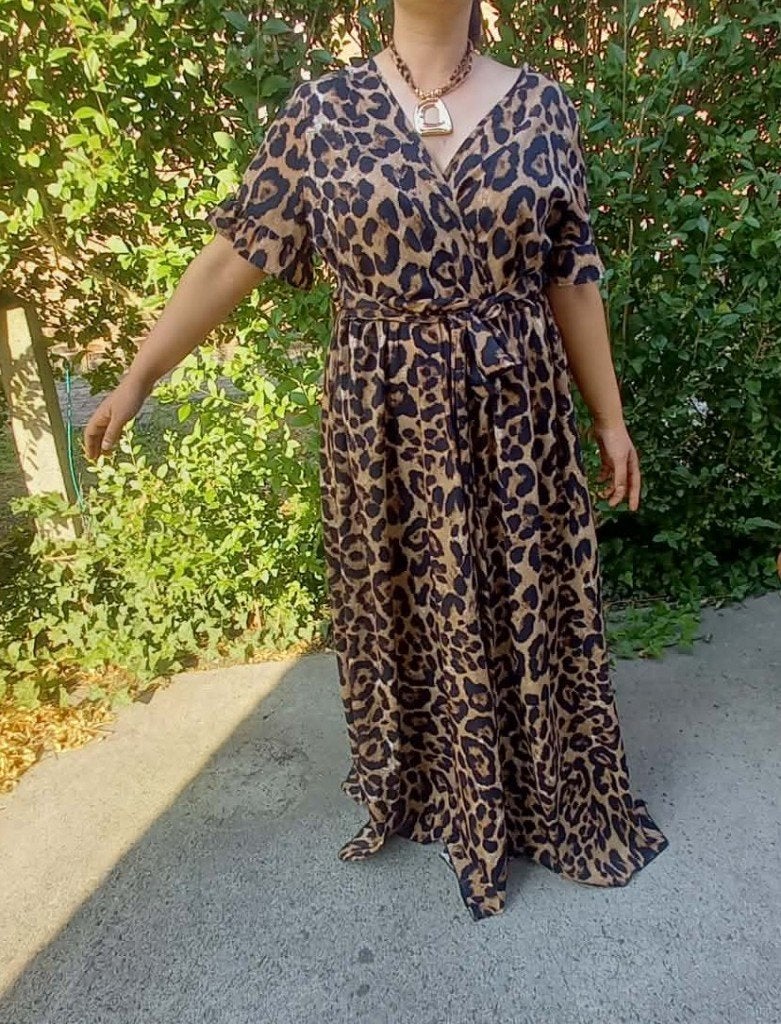 Mooie jurk, A-model, volantmouwen, maat 50, lengte 151 cm, Kleding | Dames, Ophalen of Verzenden