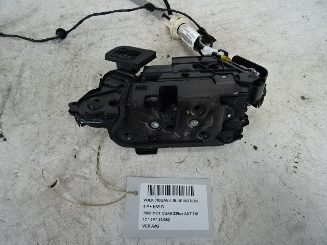 SERRURE DE PORTE AVANT GAUCHE Tiguan (AD1) (5NB837015B), Utilisé, Gauche, Volkswagen