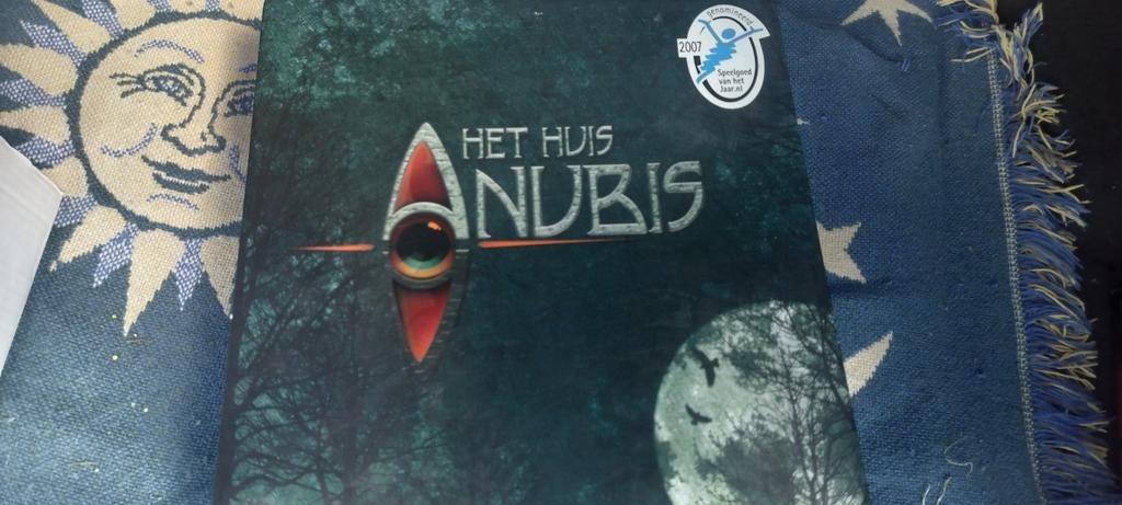 Huis Anubis, Enlèvement