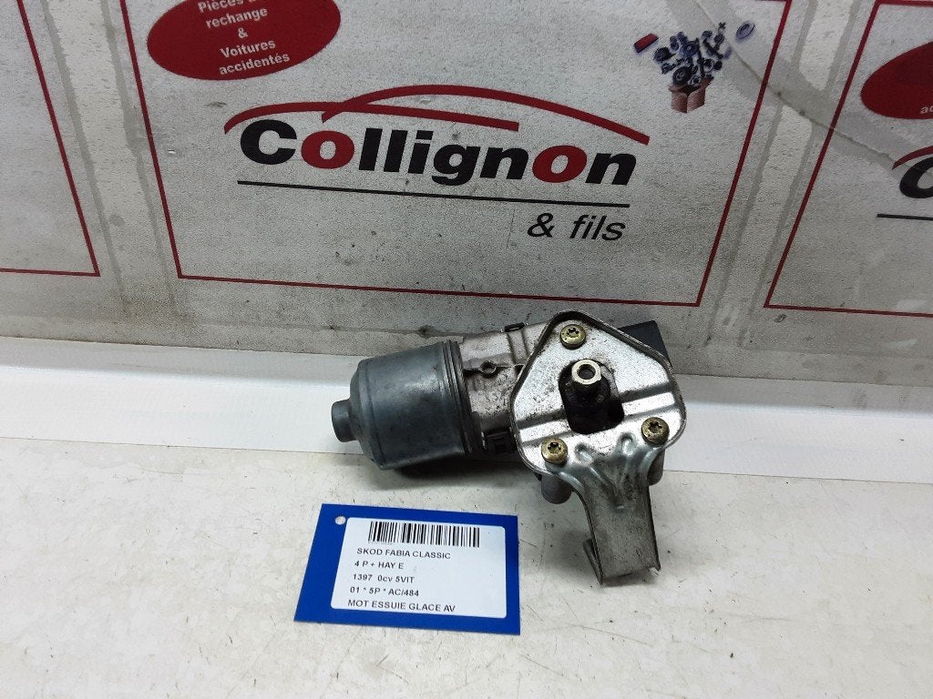 MOTEUR ESSUIE-GLACE AVANT Skoda Fabia (6Y2) (6Q1955119), Mevr. I. Hauben, Utilisé, Skoda, Rue de l'Espoir 34 34
4030  GRIVEGNÉE, BE