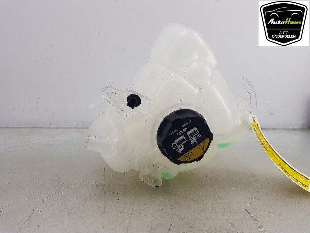 EXPANSIERESERVOIR Volvo XC60 II (UZ) (|31465682|), Dhr. J. Ham, Gebruikt, Administratie@autoham.nl, Volvo