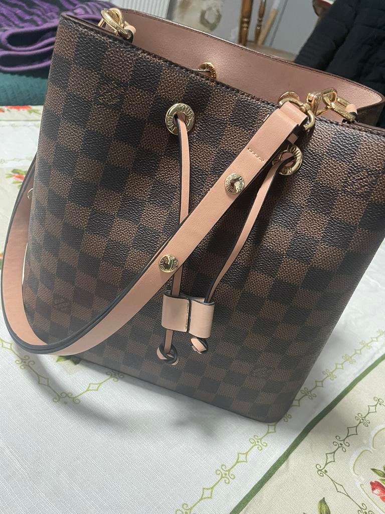 Sac Louis Vuitton (DOIT PARTIR‼️), Enlèvement ou Envoi, Comme neuf, Brun, Sac à bandoulière