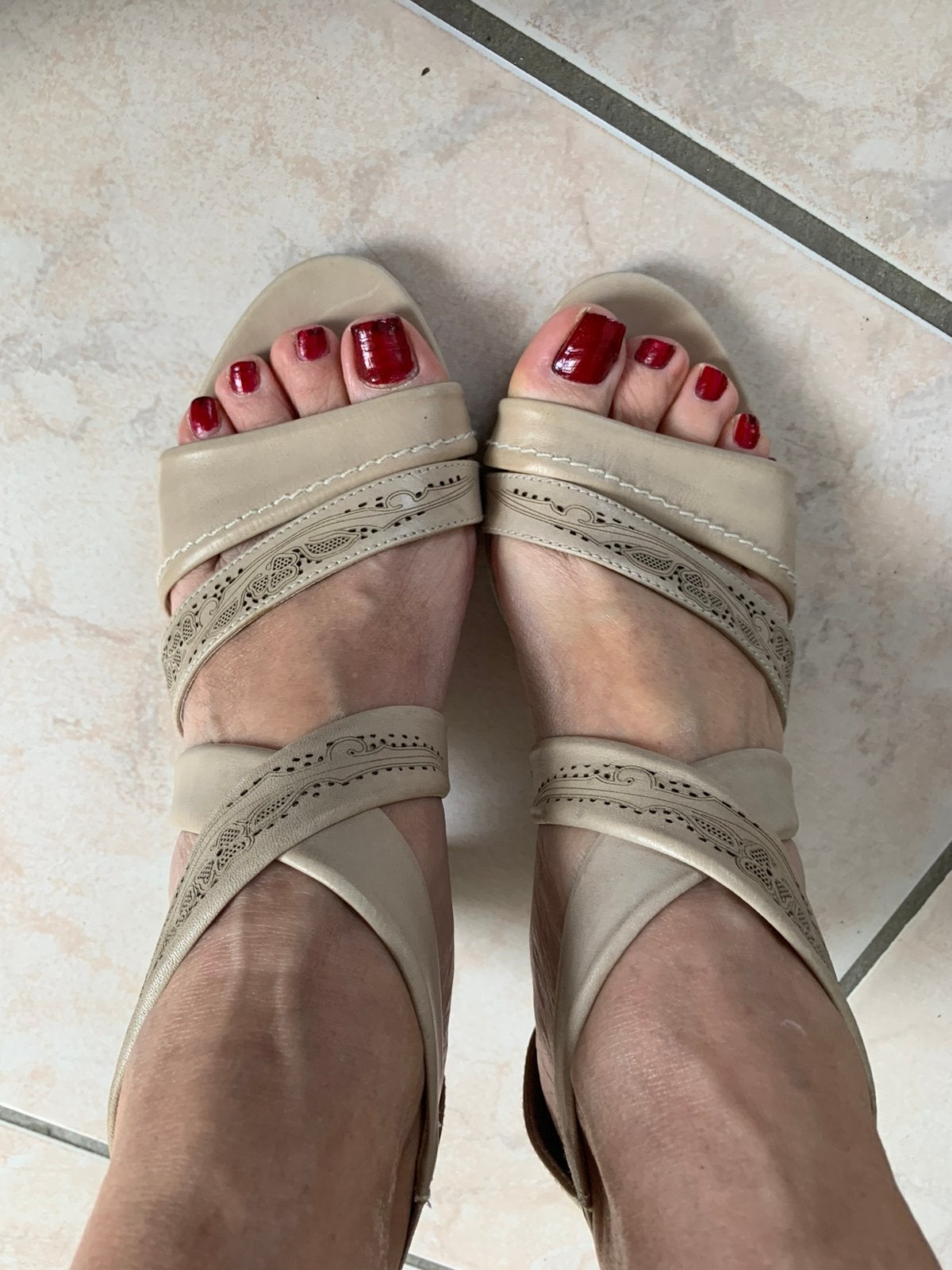 Elegante sandalen Nero  Giardini 39 beige kwaliteitsleer, Ophalen of Verzenden, Zo goed als nieuw, Beige