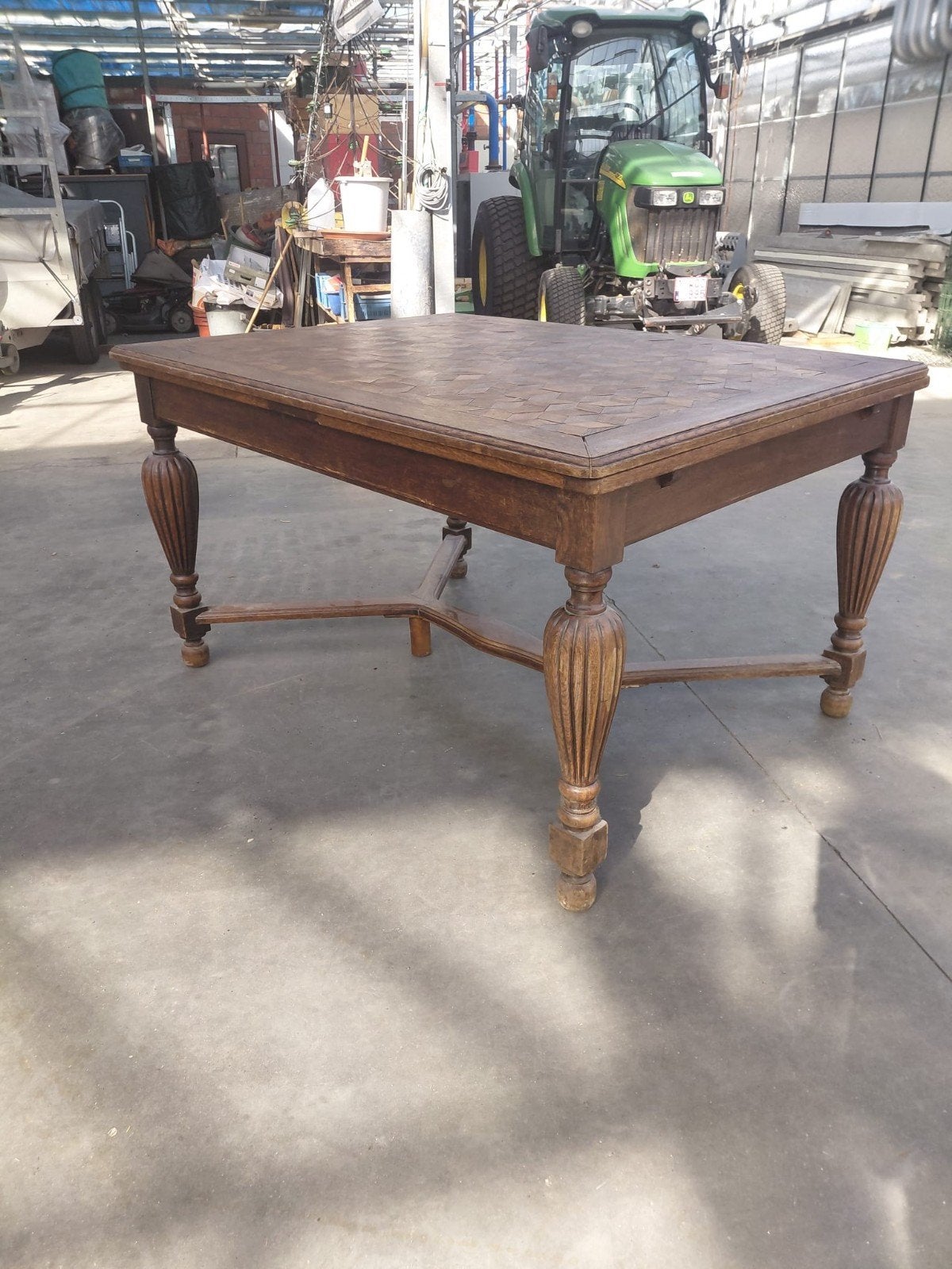 Table de salle à manger antique/classique en chêne — gigogn, Antiquités & Art, Enlèvement ou Envoi