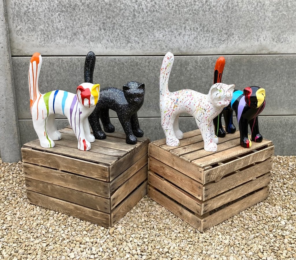 Beeld kat / poes 42cm staarthoogte / verschillende kleuren, Enlèvement, Neuf, Autres matériaux, Animal