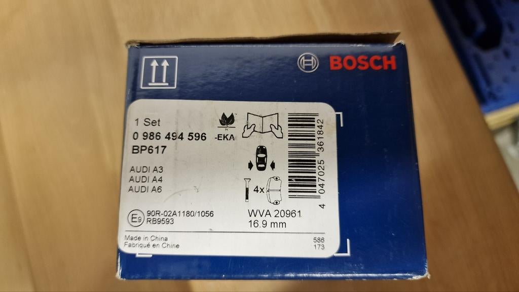 Plaquettes de freins Bosch AUDI / VW, Autos : Pièces & Accessoires, Audi