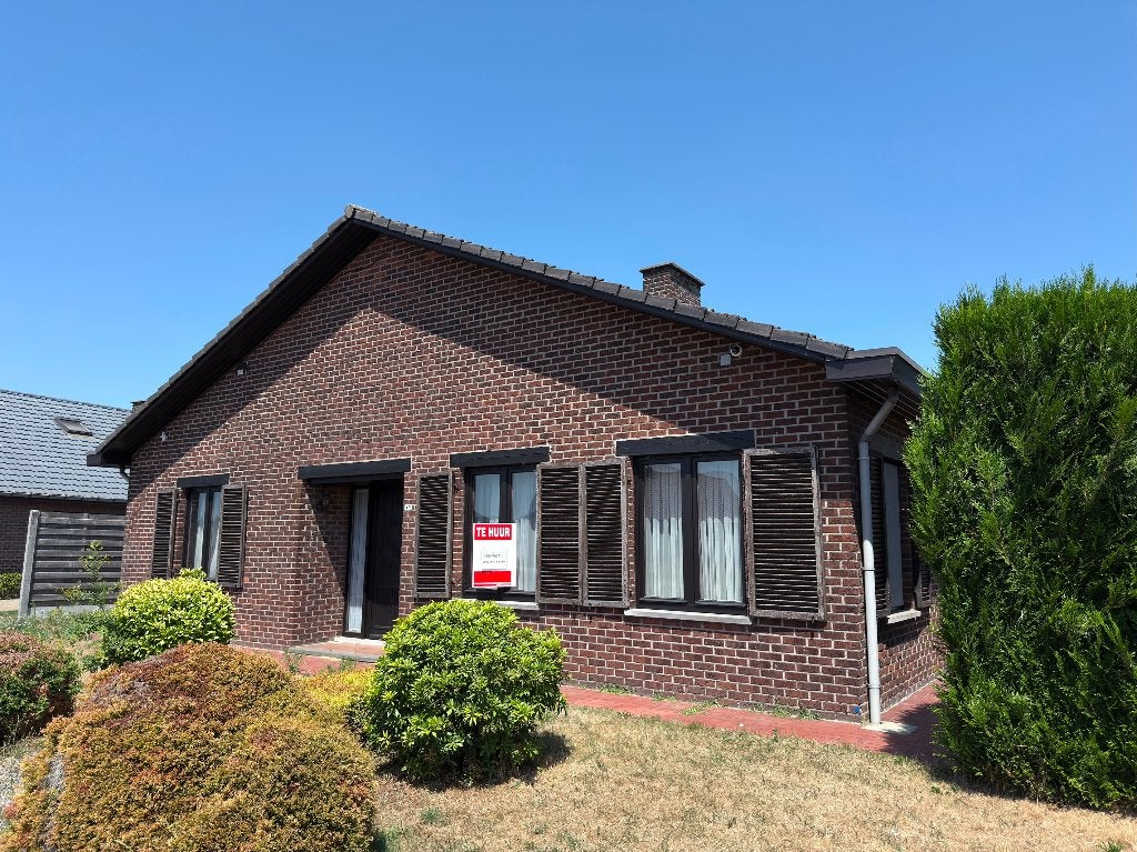 Kleine-Brogel - Gelijkvloers huis met 3 slaapkamers te huur, Immo, 180 m², 216 kWh/m²/jaar, Direct bij eigenaar, Vrijstaande woning