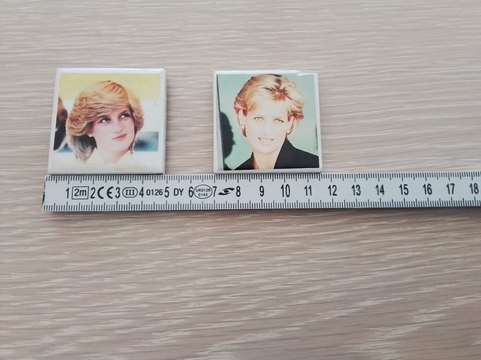 2 magneten van Prinses Diana, Collections, Enlèvement ou Envoi