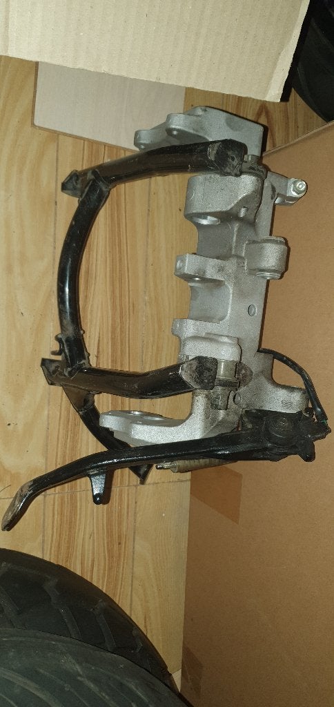 vfr middensteun en zijsteun, Ophalen of Verzenden, Gebruikt