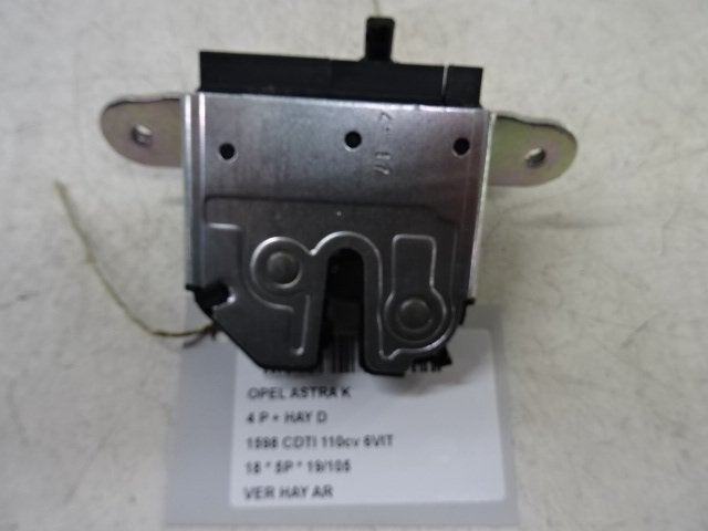 SERRURE COFFRE Opel Astra K (01-2015/12-2022) (39021416), Autos : Pièces & Accessoires, Utilisé, Opel, Haillon arrière