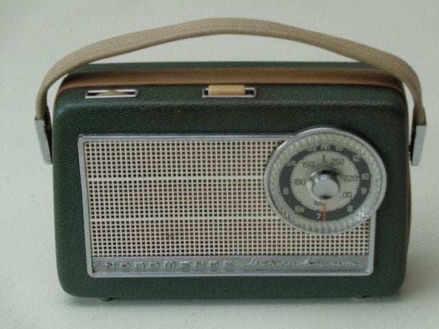 Vintage Radio NORDMENDE Mambino uit 1960, Ophalen of Verzenden, Gebruikt, Radio