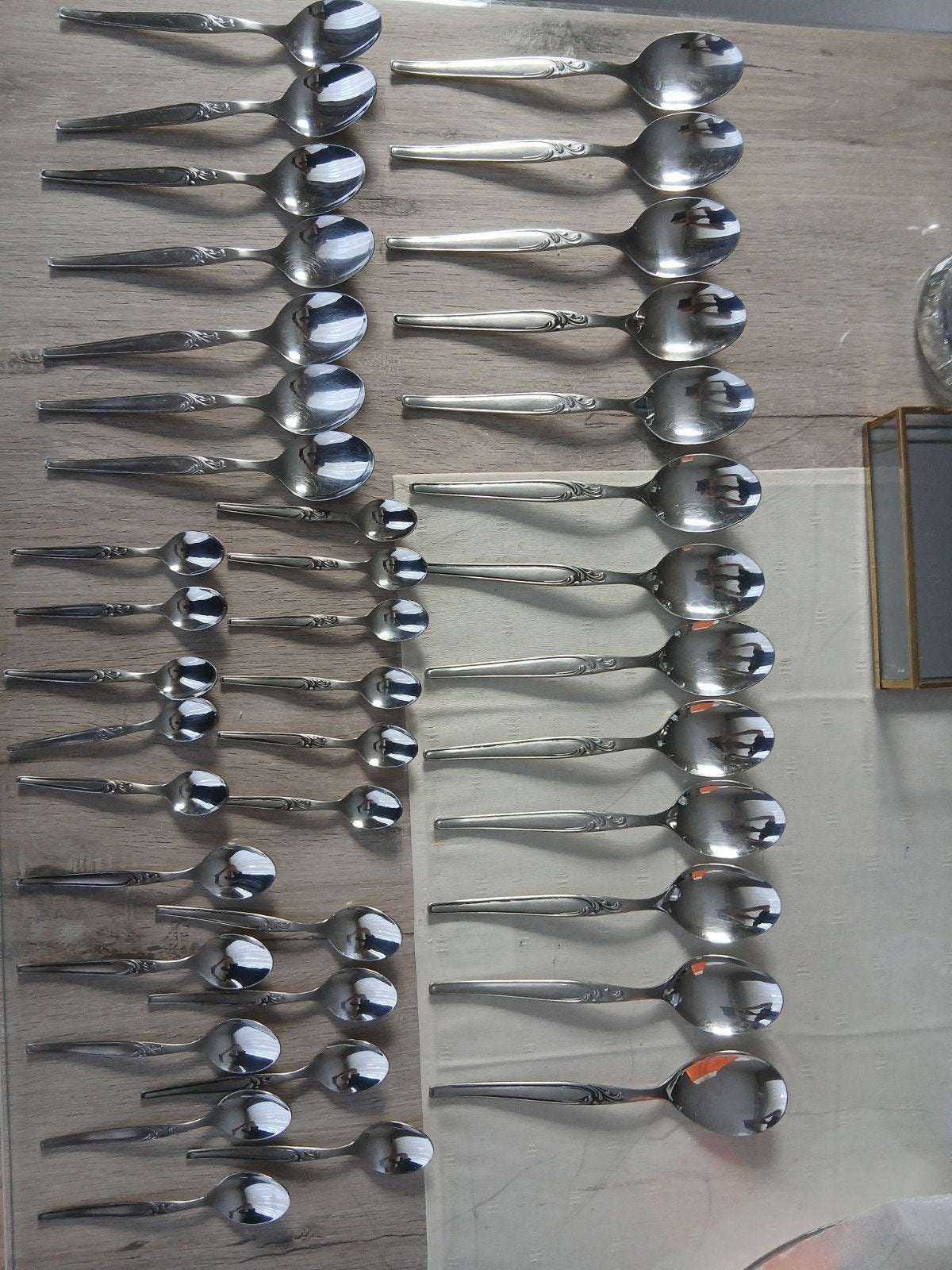 Lot de 40 cuillères en inox ESM Germany - Qualité 18/8, Maison & Meubles, Cuisine | Couverts, Enlèvement ou Envoi, Comme neuf