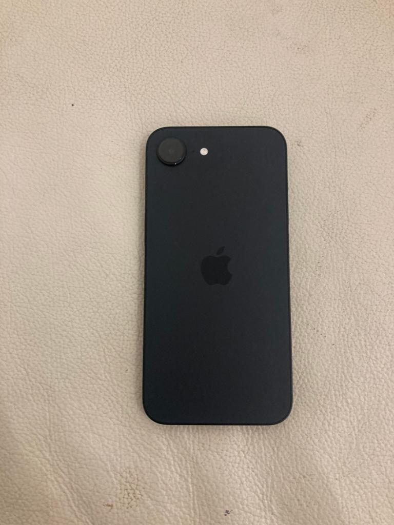 Iphone 16e, Télécoms, Téléphonie mobile | Apple iPhone, Enlèvement ou Envoi, Comme neuf, Noir, IPhone 16e